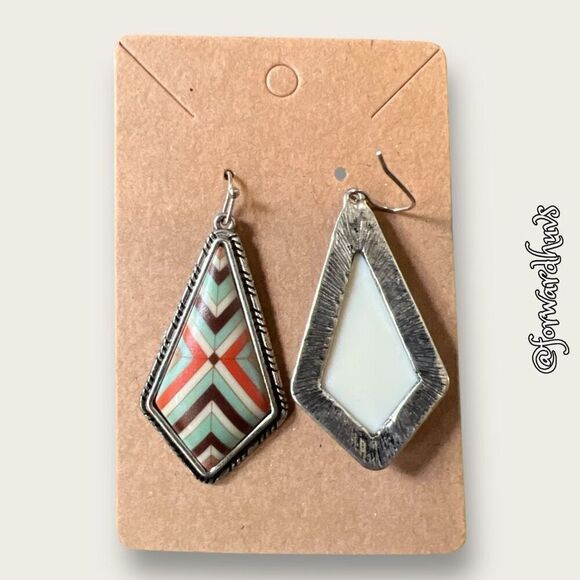 Bundle Sale 3 for $15 | Diamond Shaped Geometric Pattern Earrings - Picture 4 of 8